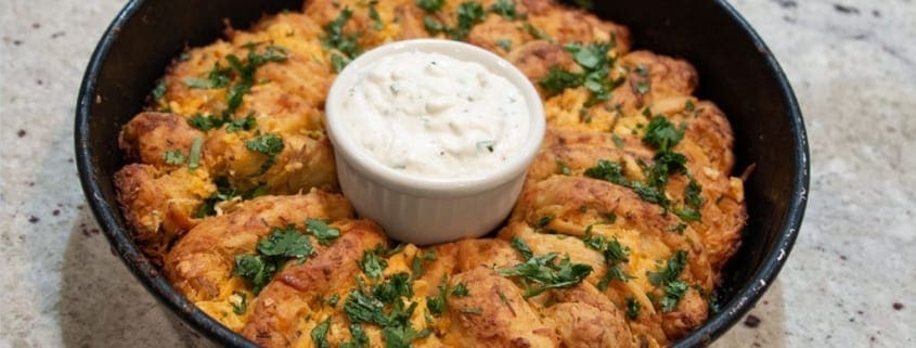 Buffalo Chicken Pull-Apart Bread