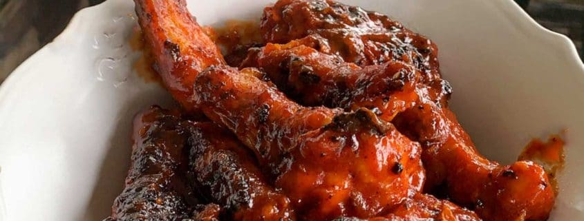 Vidalia Onion and Sriracha-Glazed Nashville Hot Wings