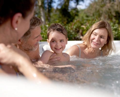 https://fiestapoolsandspas.com/the-family-experience-gift-reigns-supreme