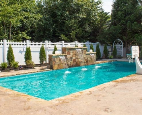 6 Reasons to Install a Fiberglass Swimming Pool