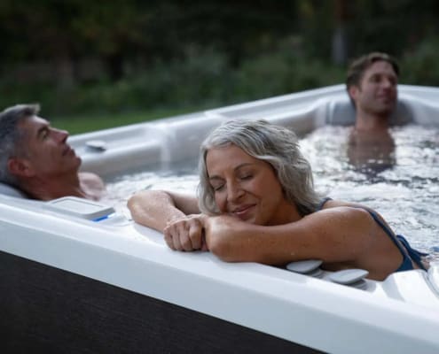 What You Want to Know About Salt Water Hot Tubs